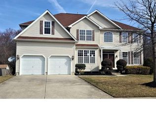 1981 Steeplechase Dr, Williamstown, NJ 08094