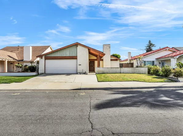 11640 Cozumel St, Cypress, CA 90630