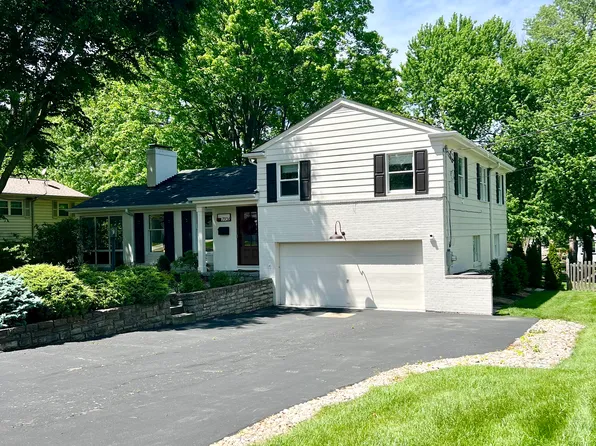 7936 Mitchell Farm Ln, Cincinnati, OH 45242