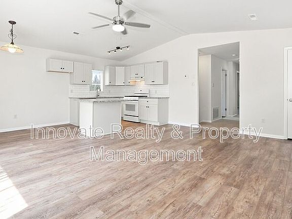 4th image of 2824 Moreland Rd Floor 2