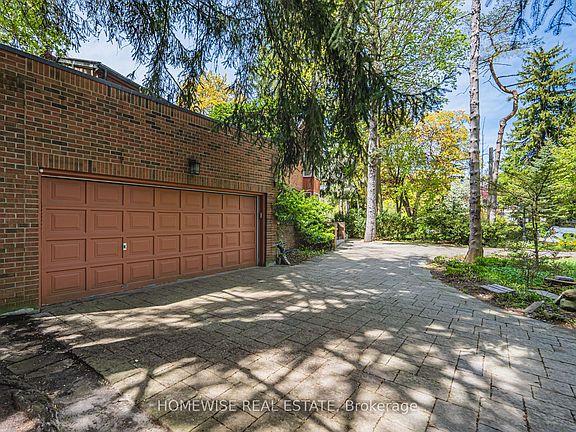 4th image of 40 Donino Ave
