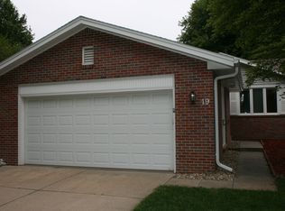 7100 Oldpost Rd #19, Lincoln, NE 68506