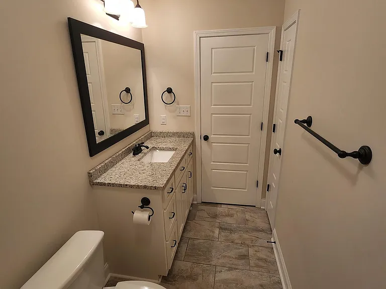 502 Charlestown Way — Photo 28