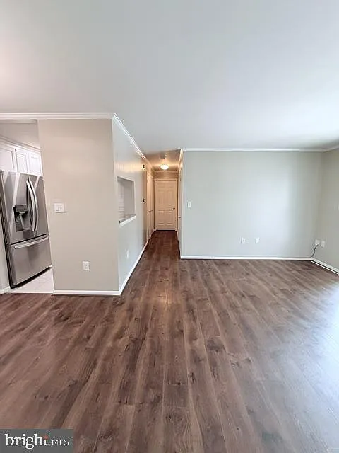 2 bed, 2.0 bath, 836 sqft, $2,350 — Photo 2
