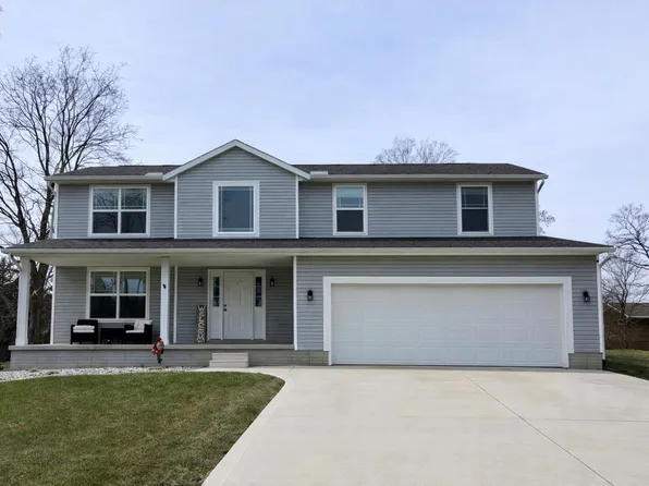 3712 N Delwood Dr, Port Clinton, OH 43452