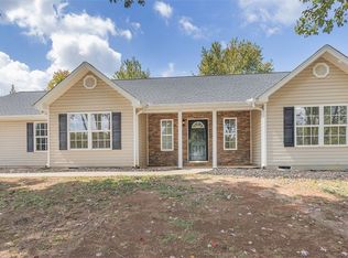 1015 Blumefield Rd, Anderson, SC 29625