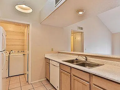2100 W Lemon Tree Pl #39 — Photo 21