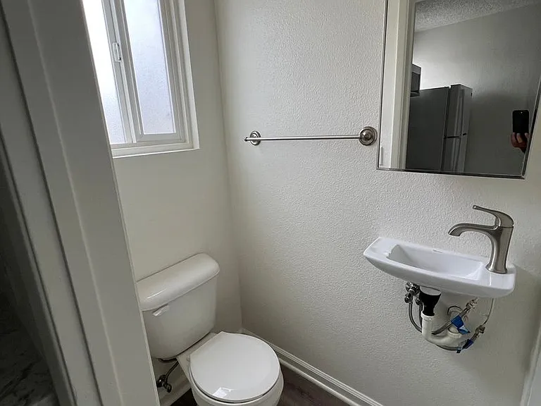 201 Surfrider Way — Photo 49