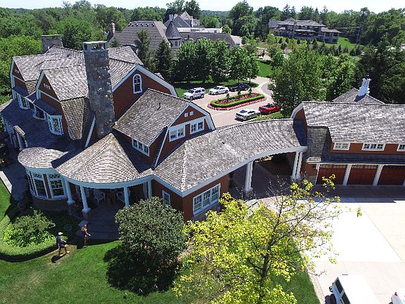 3rd image of 19350 Gallant Fox Ln #5