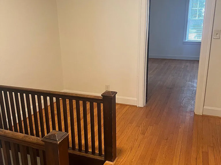 109 Lauderdale Rd #C — Photo 4