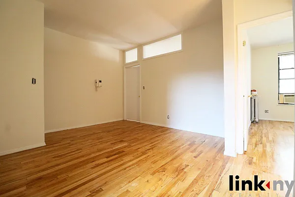 Rented by Link NY Realty | media 13