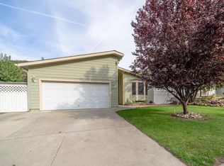 18593 Manor Dr, Jamestown, CA 95327
