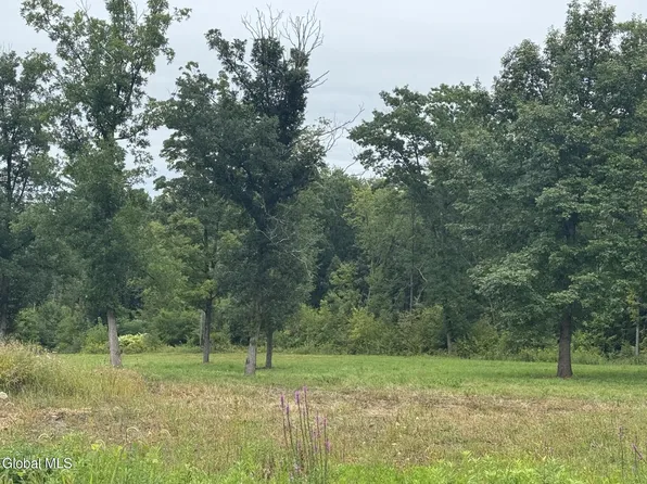 L 27.2 Route 32N, Gansevoort, NY 12831