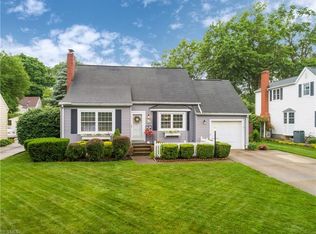 376 Crestwood Ave, Wadsworth, OH 44281