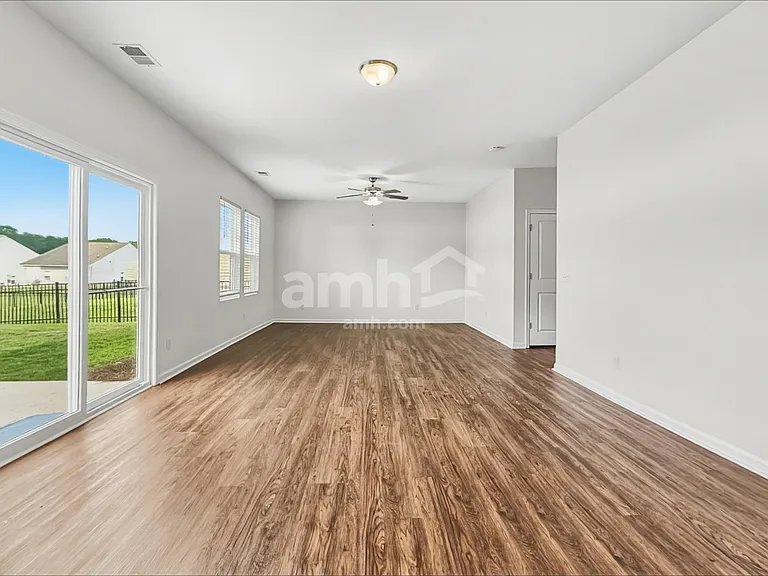191 Orion Way — Photo 5