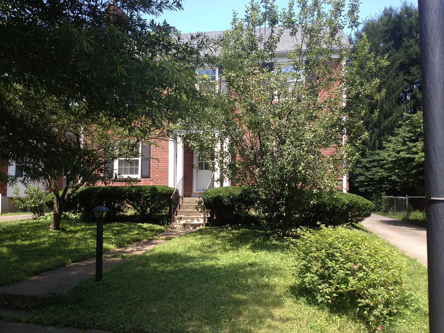 2229 Tyler Ln — Photo 2