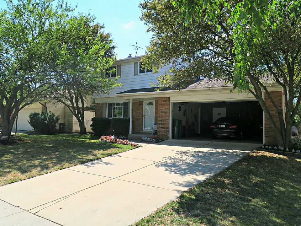 1st image of 2385 Binghamton Dr