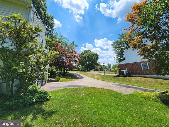 5th image of 68 S Forge Manor Dr