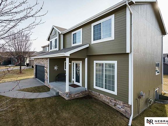 2nd image of 5104 S 187th Avenue Cir