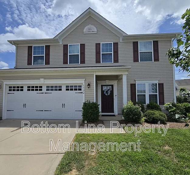 1524 Bailiff Ct SW — Photo 2