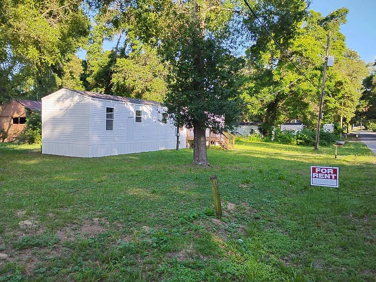 5550 Duval St — Photo 2