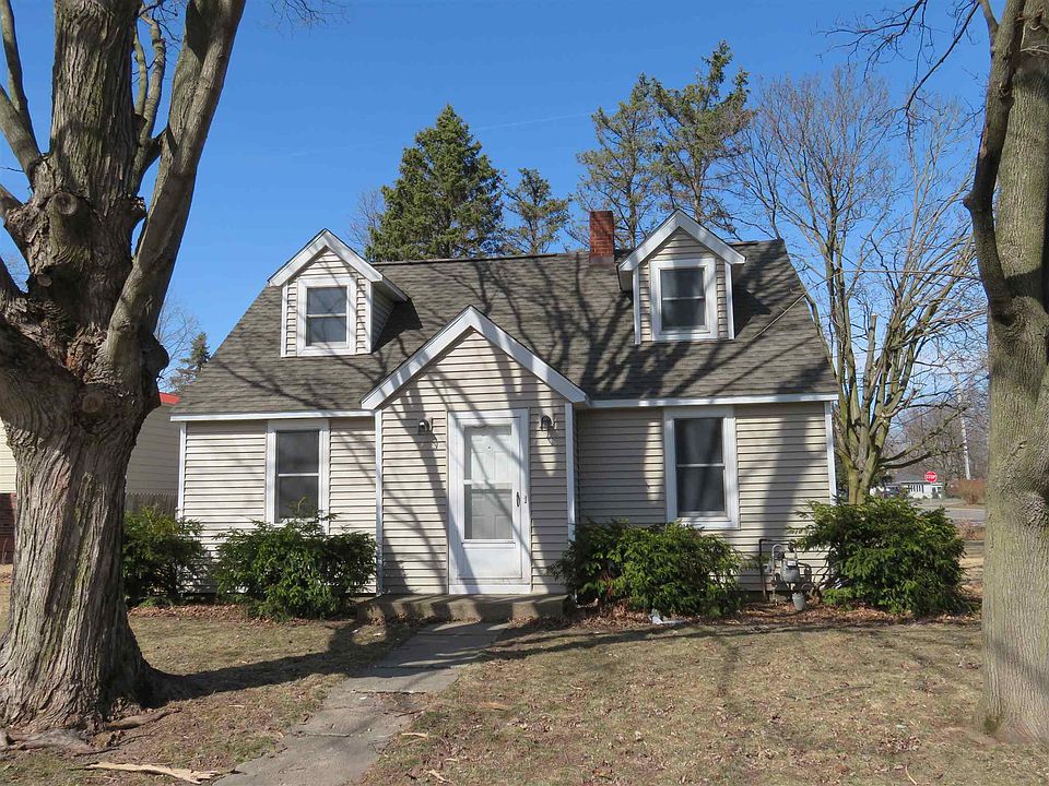 1st image of 1115 E Douglas St