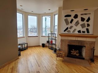 601 W 47th St #2, Chicago, IL 60609