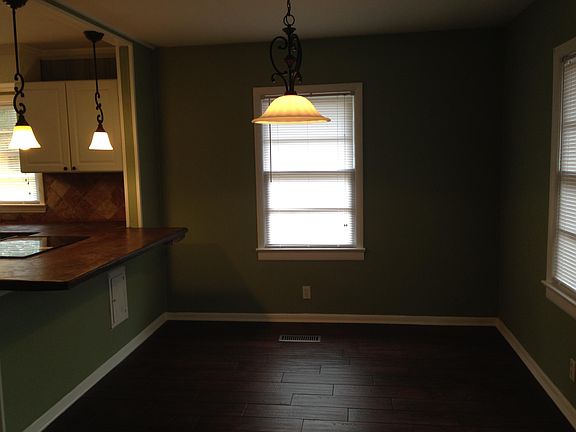 4th image of 230 Hewston St
