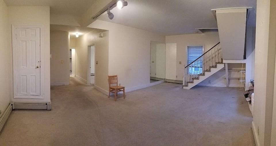 2nd image of 129 Russell St