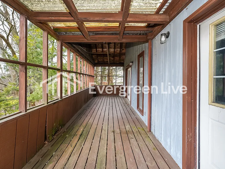 412 Wyoga Lake Blvd — Photo 14