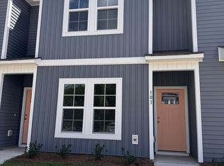 101 Loren Rd, Hubert, NC 28539