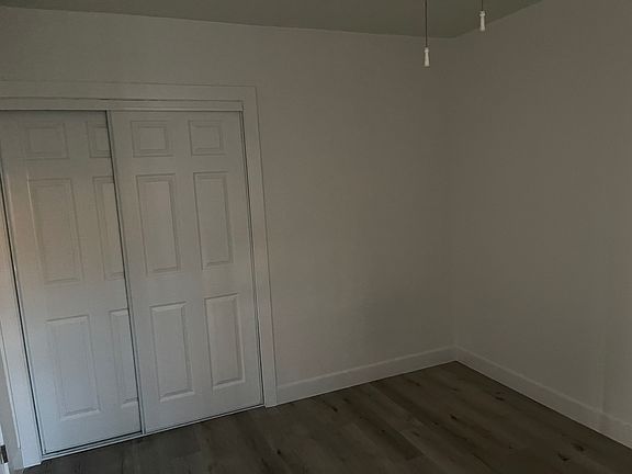 4th image of 7024 Chanslor Ave
