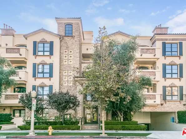 12026 Hoffman St Unit 402, Studio City, CA 91604