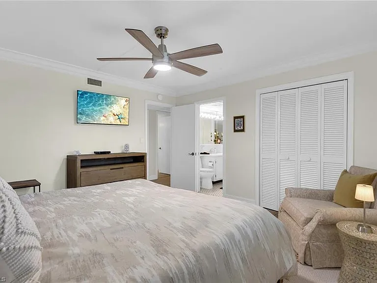 222 Harbour Dr #403 — Photo 19