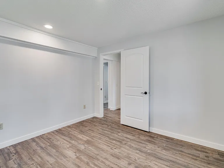 2422 Howard St NE #1 — Photo 14