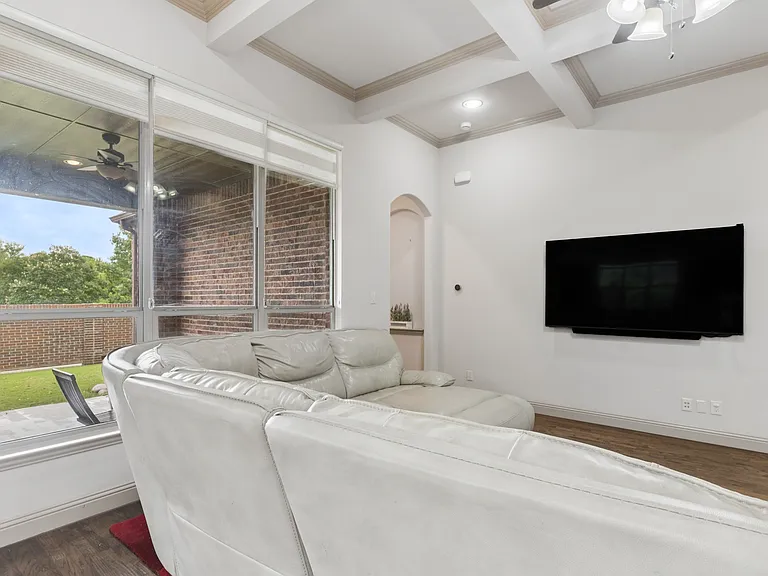 8212 Oakwood Dr — Photo 13