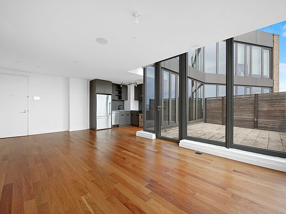 3rd image of 54 Noll St APT 820