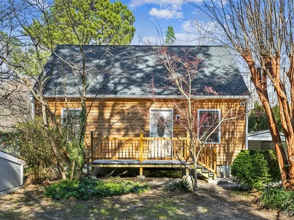 128 Racefield Dr, Toano, VA 23168
