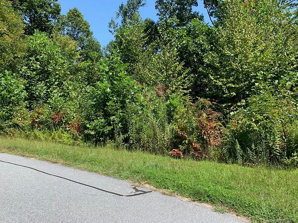 2nd image of 152 Preserve Ct