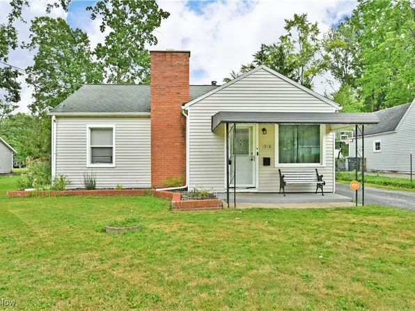 1916 Lexington Ave NW, Warren, OH 44485