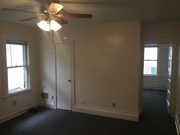 3rd image of 2268 N High St APT 4