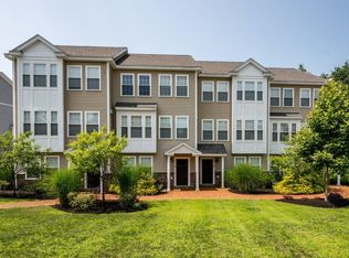 48 Acadia Ln, Exeter, NH 03833