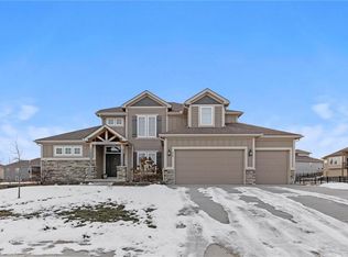 305 Prairie Point, Kearney, MO 64060