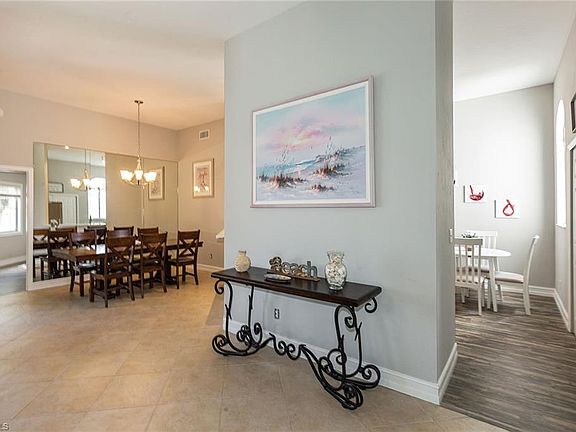 4th image of 2571 Citrus Lake Dr APT 202