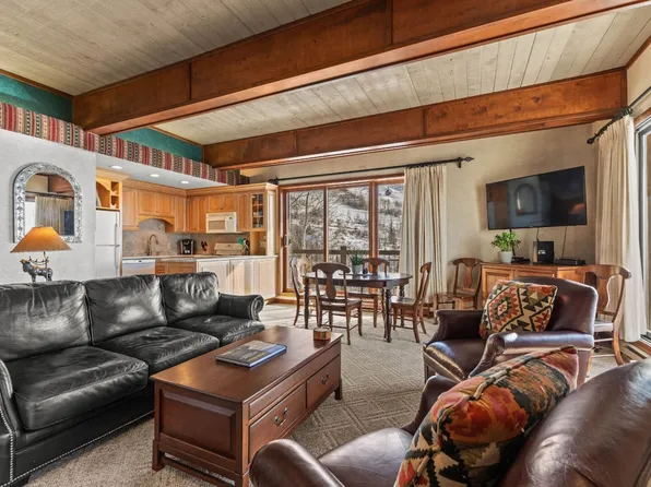 2315 Storm Meadows Dr, Steamboat Springs, CO