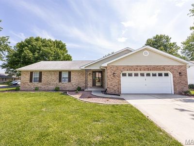 1 Cheryl Dr, Mascoutah, IL, 62258