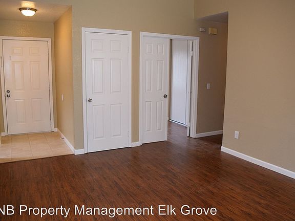 3rd image of 19 Bishopgate Ct
