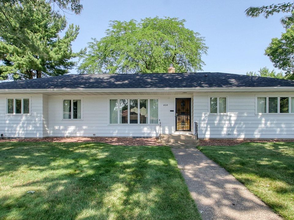 1st image of 404 W Macarthur Ave