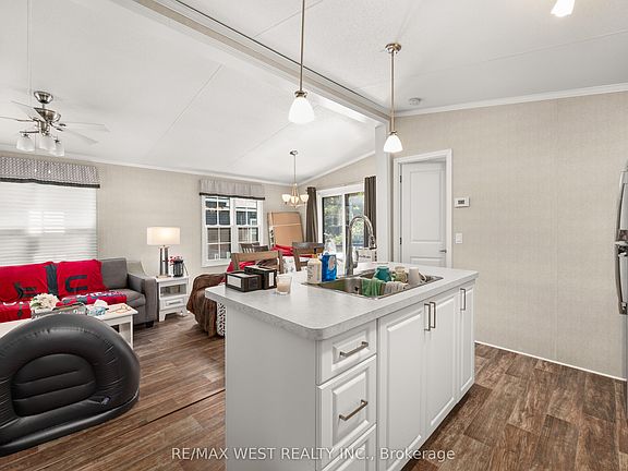 5th image of 657 Thunder Bridge Rd #2