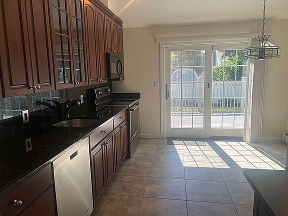 5th image of 74 Ocean Ave